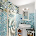 Elegante Royal - Parcheggio Privato Daire