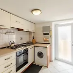 Daire Elegante Royal - Parcheggio Privato *