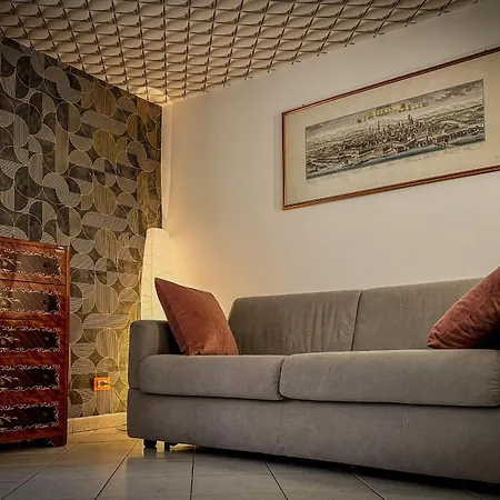 Apartment La Fuga Del Re - Lusso In Piazza Castello *